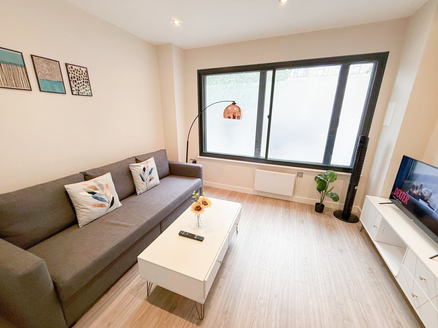 Living room in New Kent Road
